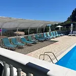 דירה View Junior
